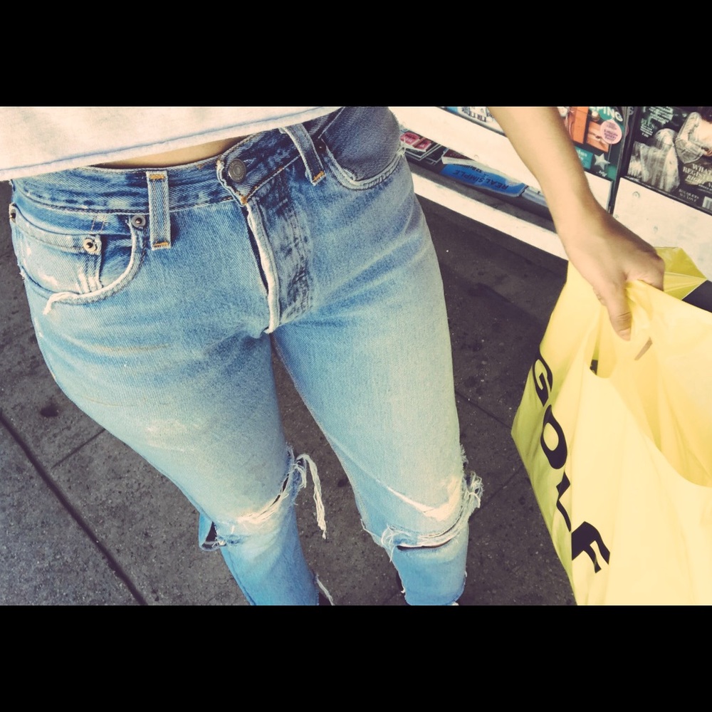 Redone re/done jeans size 26 PERFECT FOR SUMMER 👙